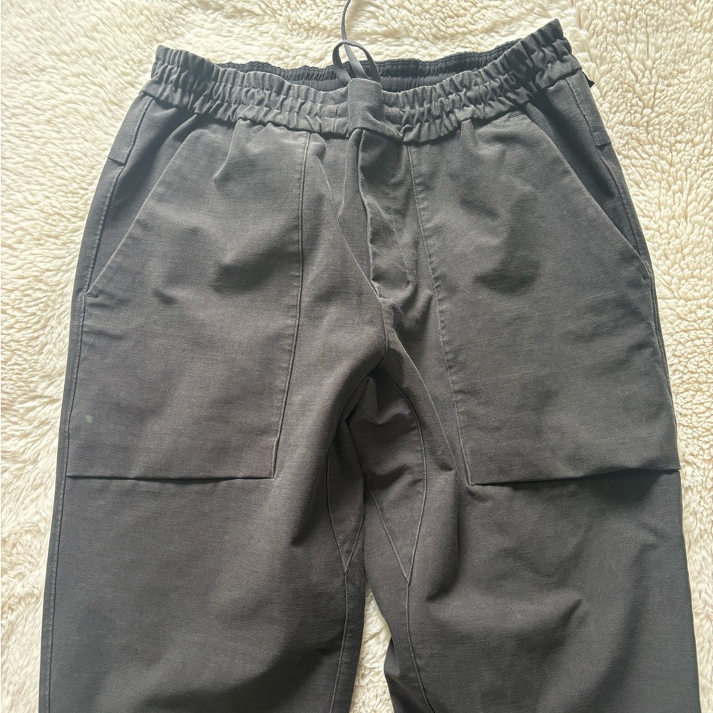 lululemon athletica Black Men's Jogger Sweatpants - Picture 2 of 8